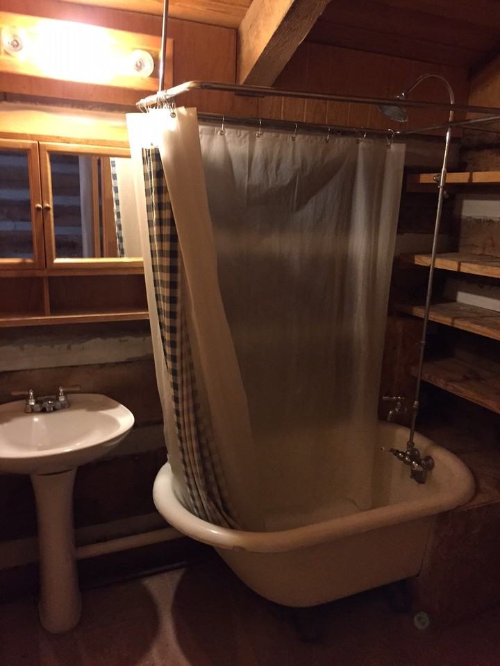 7651 Fairview Rd - Photo 3 of 10