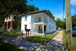 featured image of 1666 N Myrtle Ave #1666