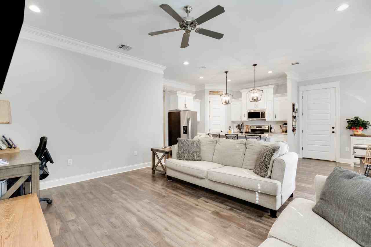 204 San Sebastian Dr #NA - Photo 6 of 20