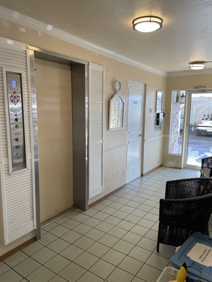 620 Edgewater Dr #201 - Photo 5 of 46