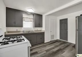 featured image of 214 S Saunders St #NA