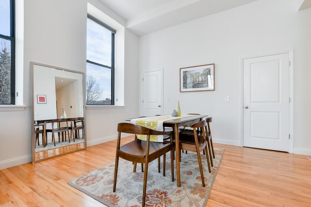 11 Wyman St Apt 2d #2D - Photo 3 of 33