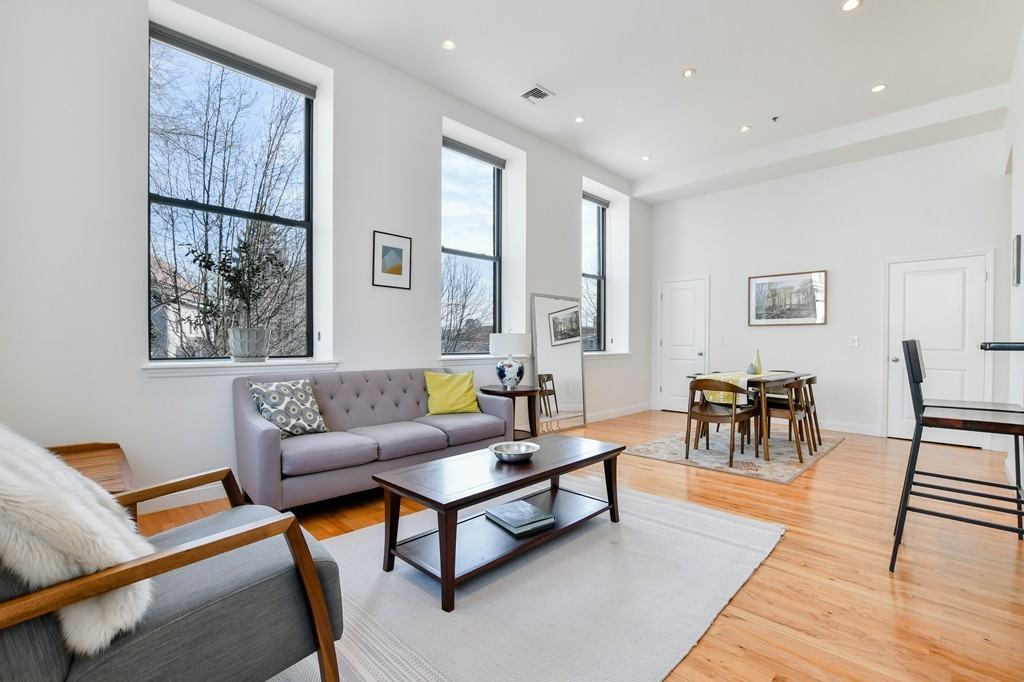 11 Wyman St Apt 2d #2D - Photo 4 of 33