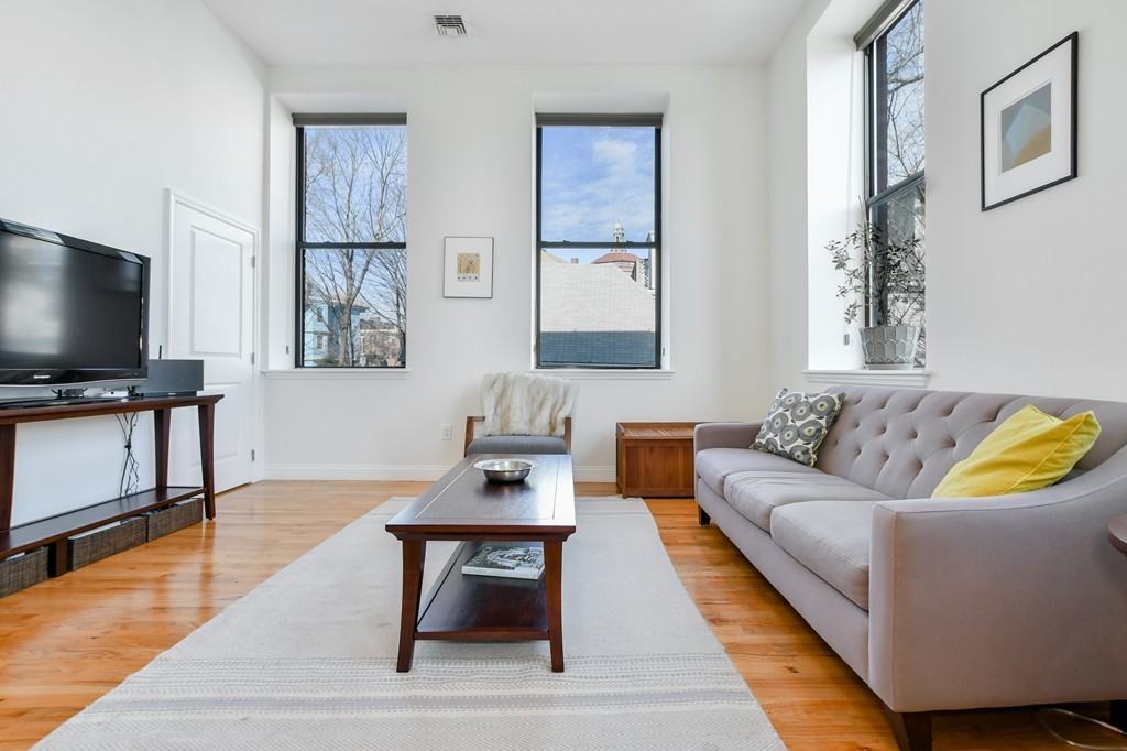 11 Wyman St Apt 2d #2D - Photo 5 of 33