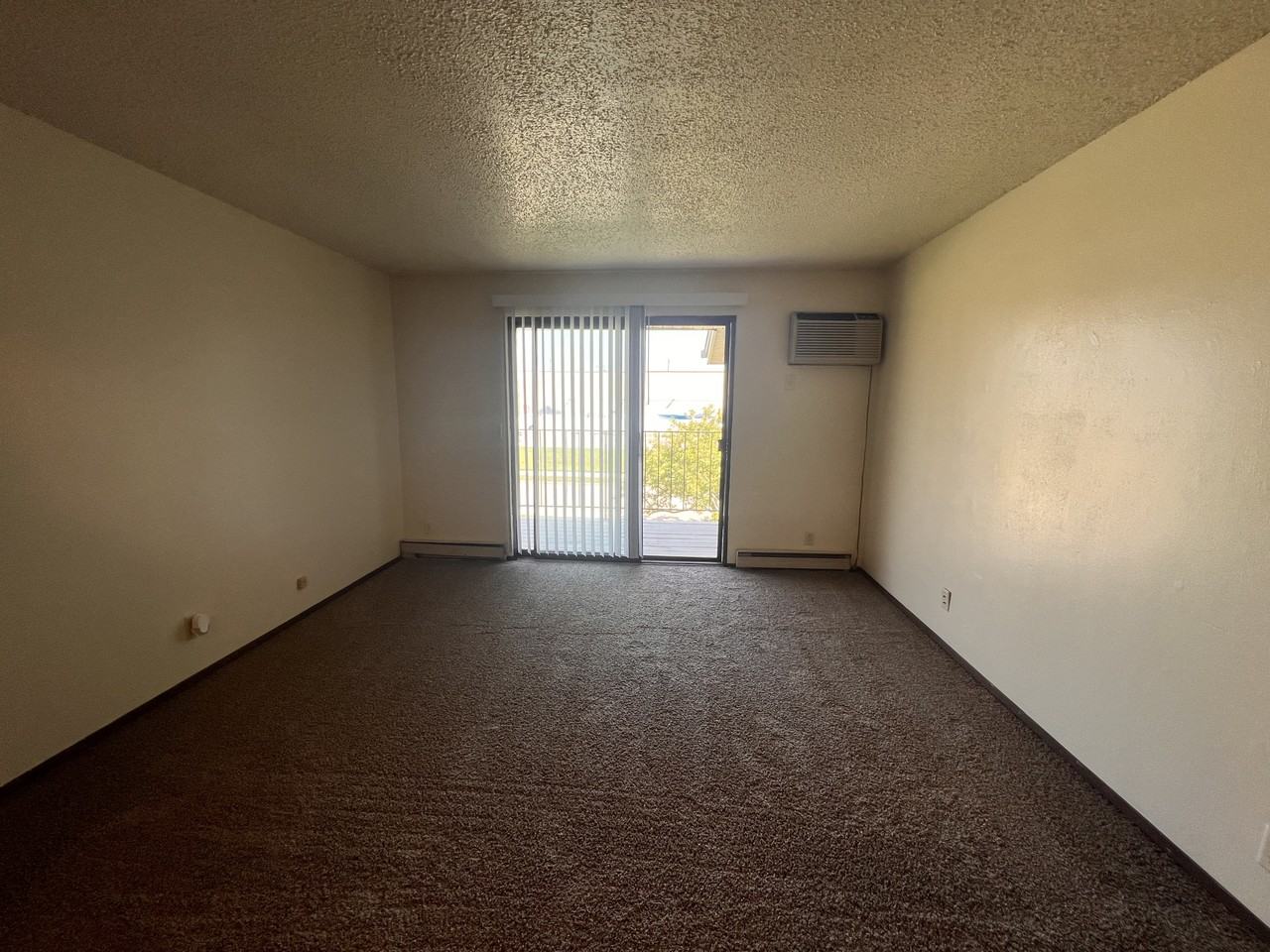 3050 86th St #8 - Photo 2 of 9