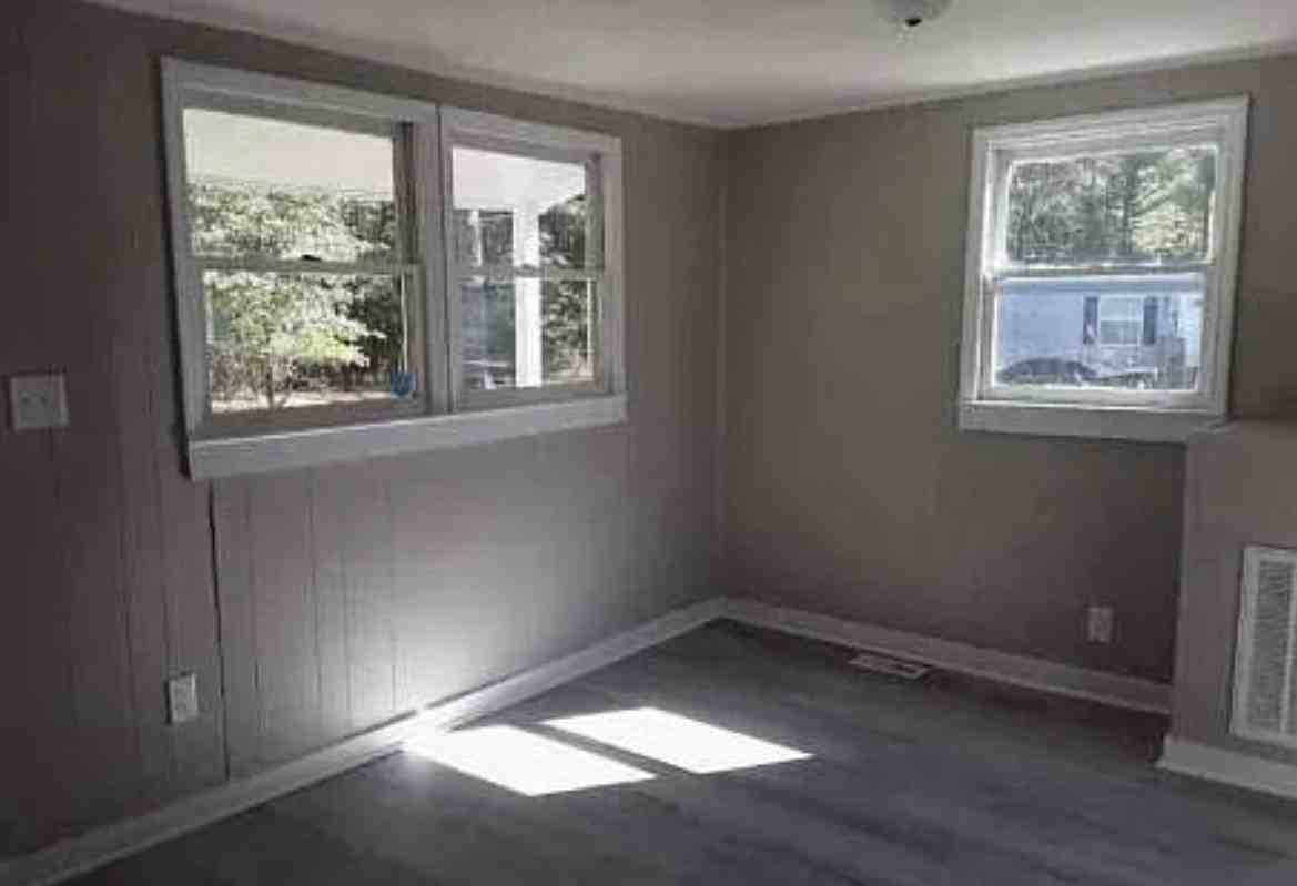 313 Jacobs St #NA - Photo 4 of 8