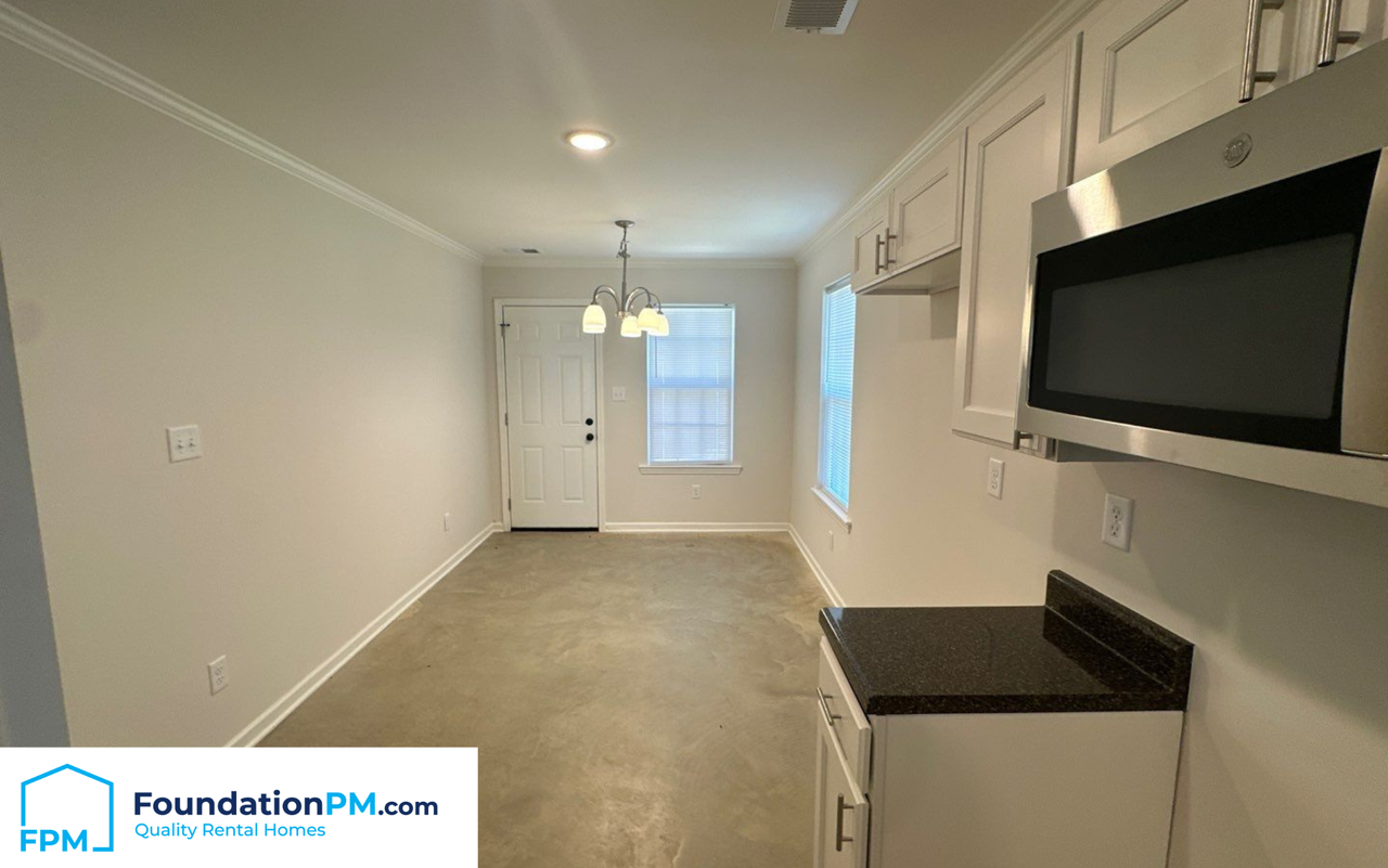 307 Chestnut St #1 - Photo 4 of 16