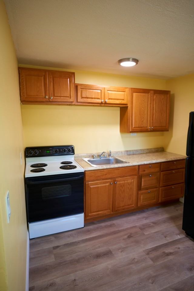 1666 N Myrtle Ave #1668 - Photo 5 of 15