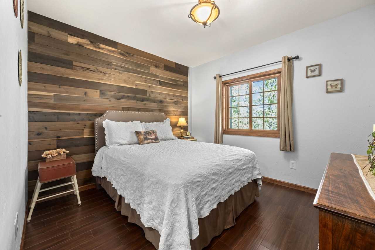 320 Valley View Dr #1 - Photo 7 of 25