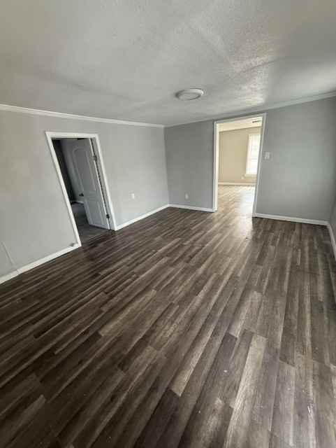 616 16th St #A - Photo 3 of 17