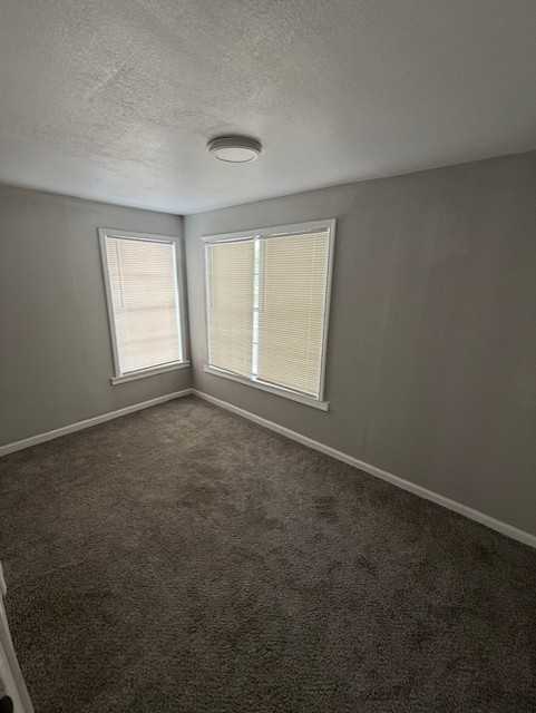 616 16th St #A - Photo 4 of 17