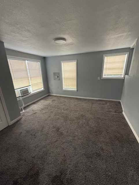 616 16th St #A - Photo 5 of 17