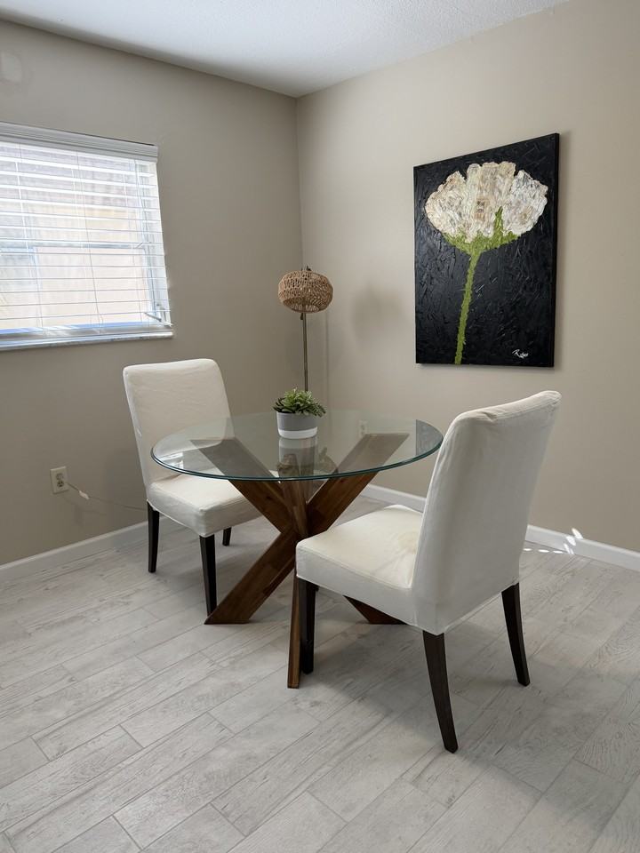 220 Park Blvd N #203 - Photo 6 of 12