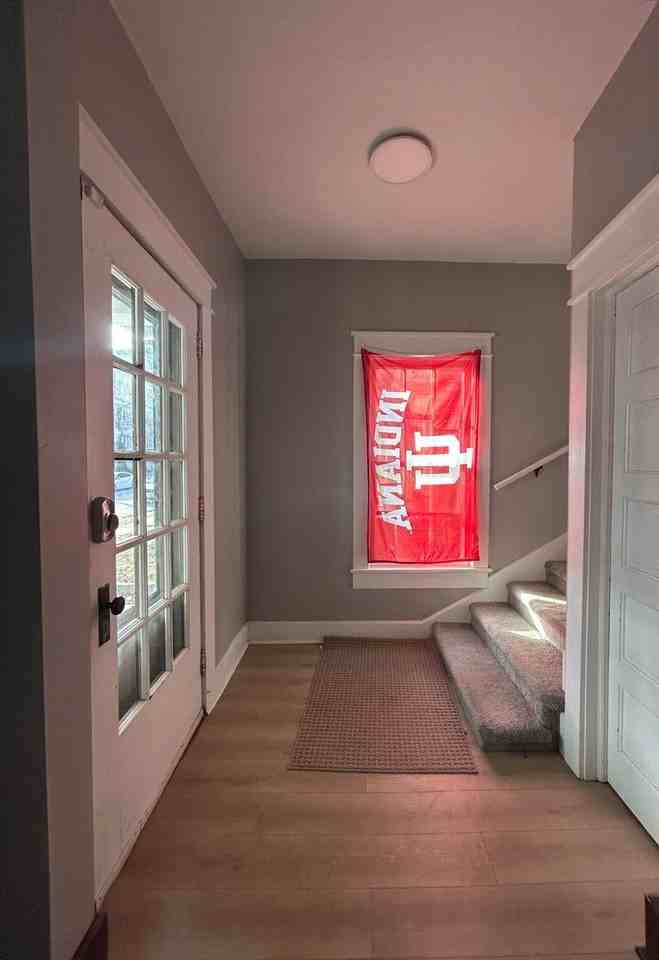 223 E 8th St - Photo 3 of 14