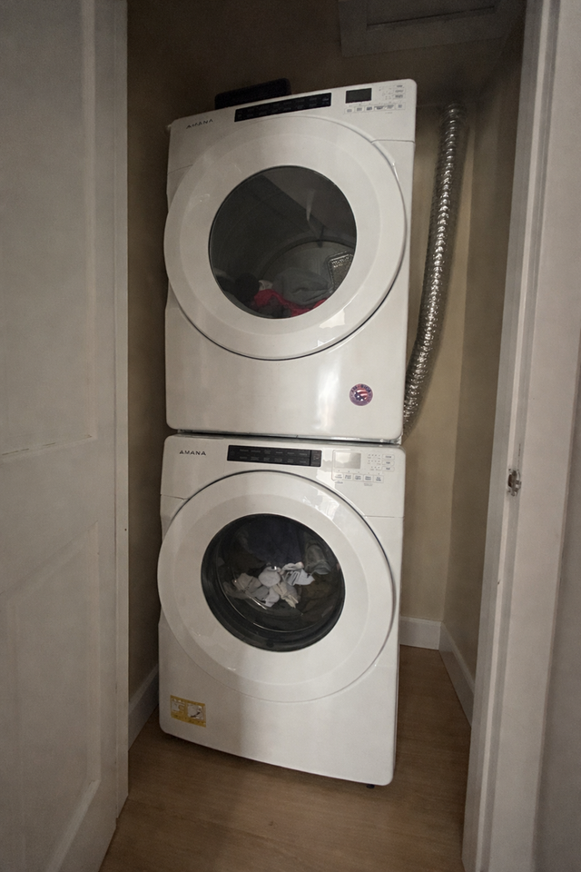 223 E 8th St - Photo 6 of 14