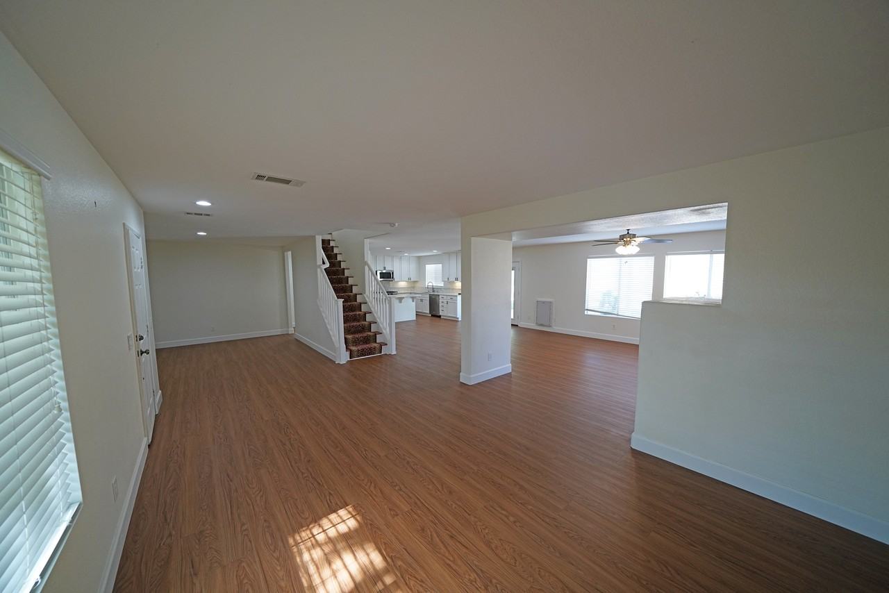 27863 Knight St #1 - Photo 4 of 38