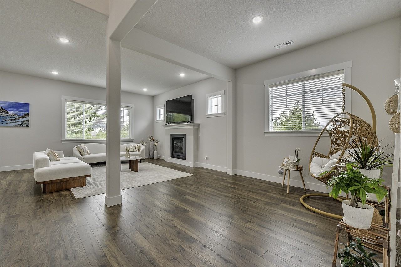 15080 Nw Legend St #1 - Photo 5 of 34