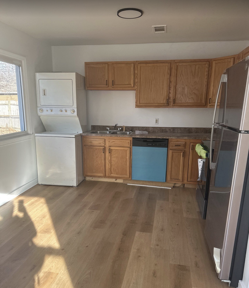 637 Cosler Dr #1 - Photo 5 of 13