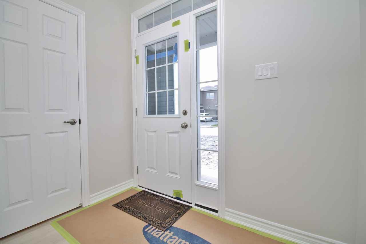 137 Lanceleaf Way - Photo 2 of 50