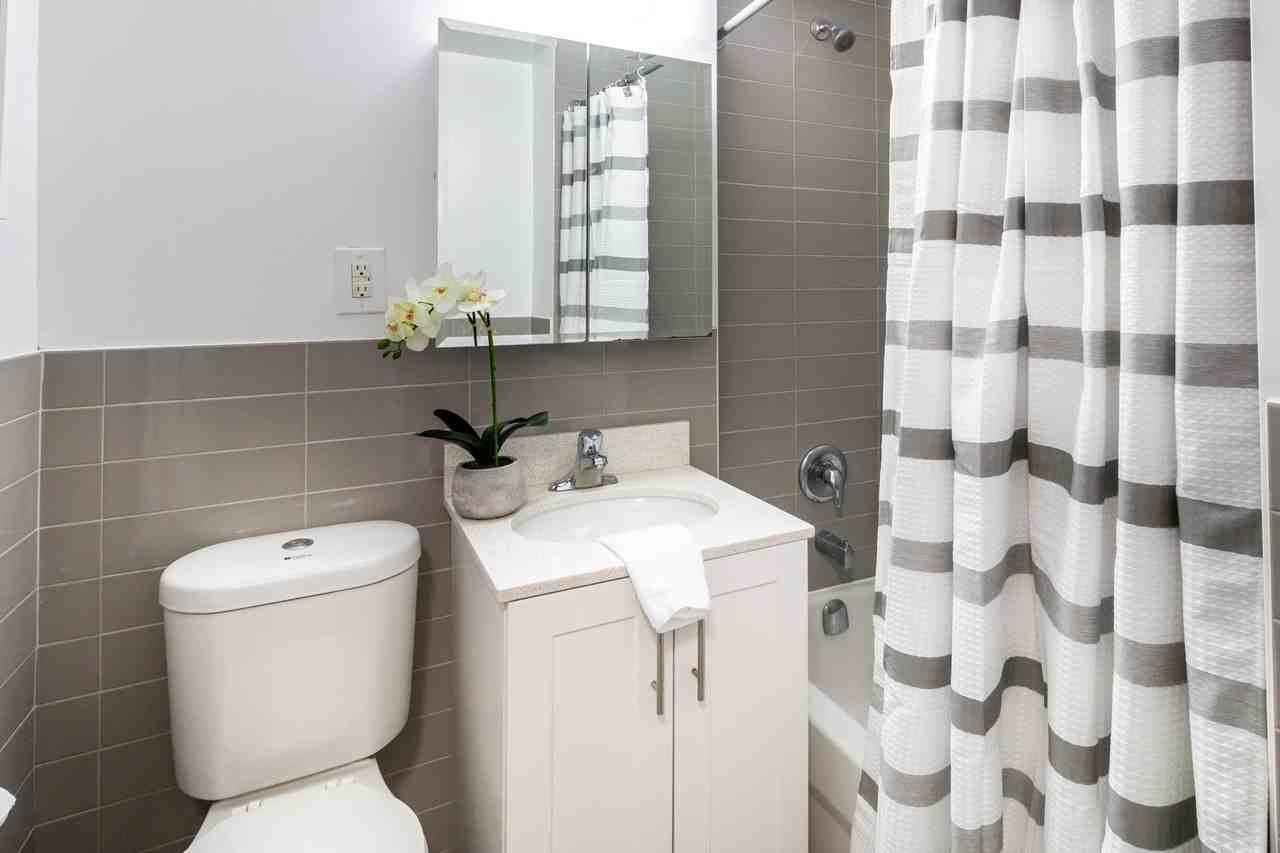 Avenue Park Apartments - Photo 3 of 16