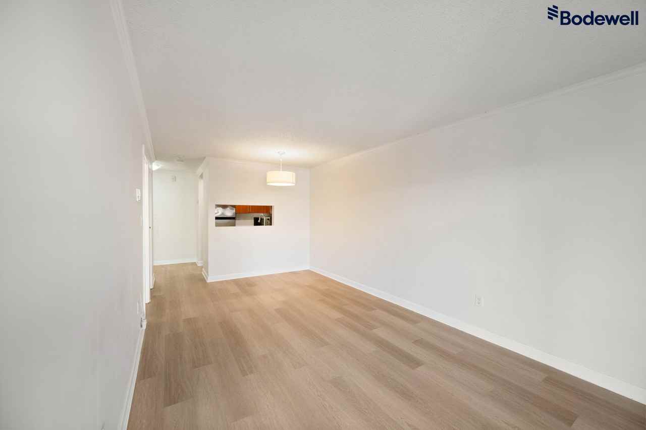 Encore - Photo 3 of 14