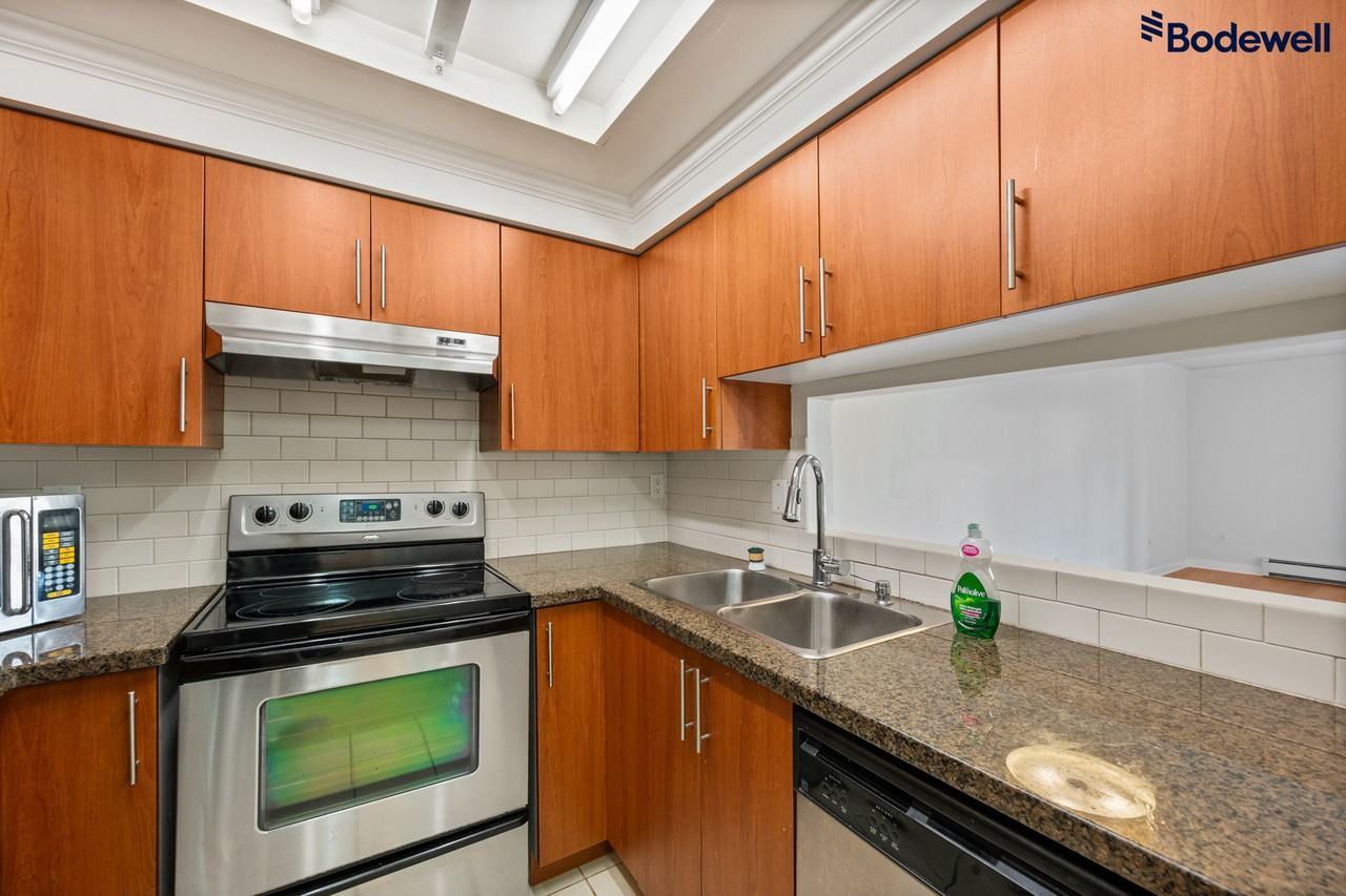 Encore - Photo 7 of 14