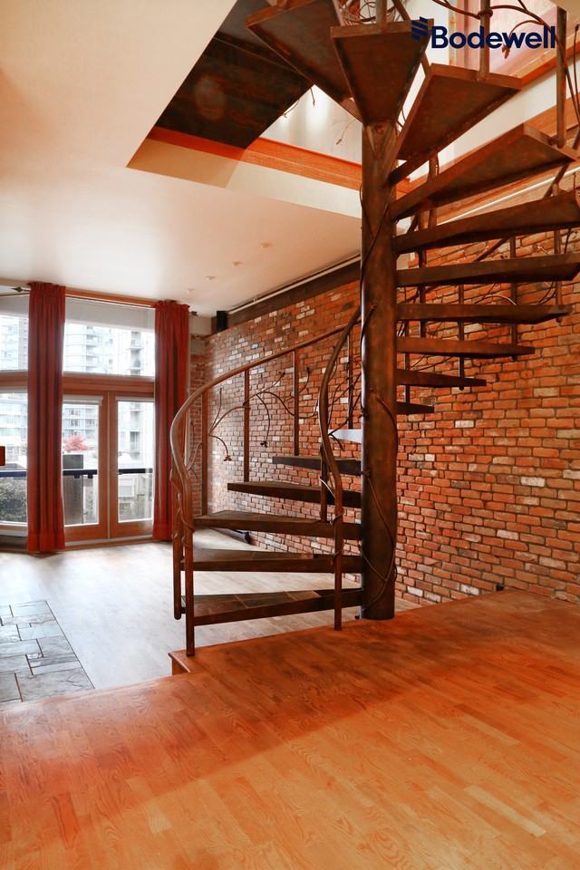 550 Beatty - Photo 5 of 14