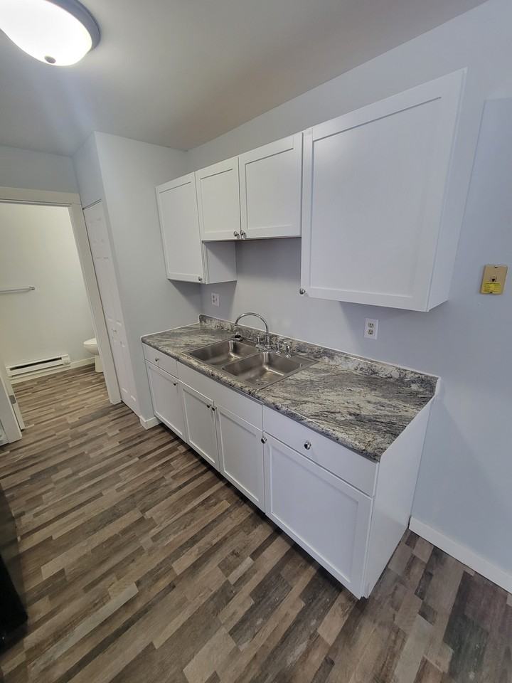 1722 La Crescent St #71 - Photo 5 of 9