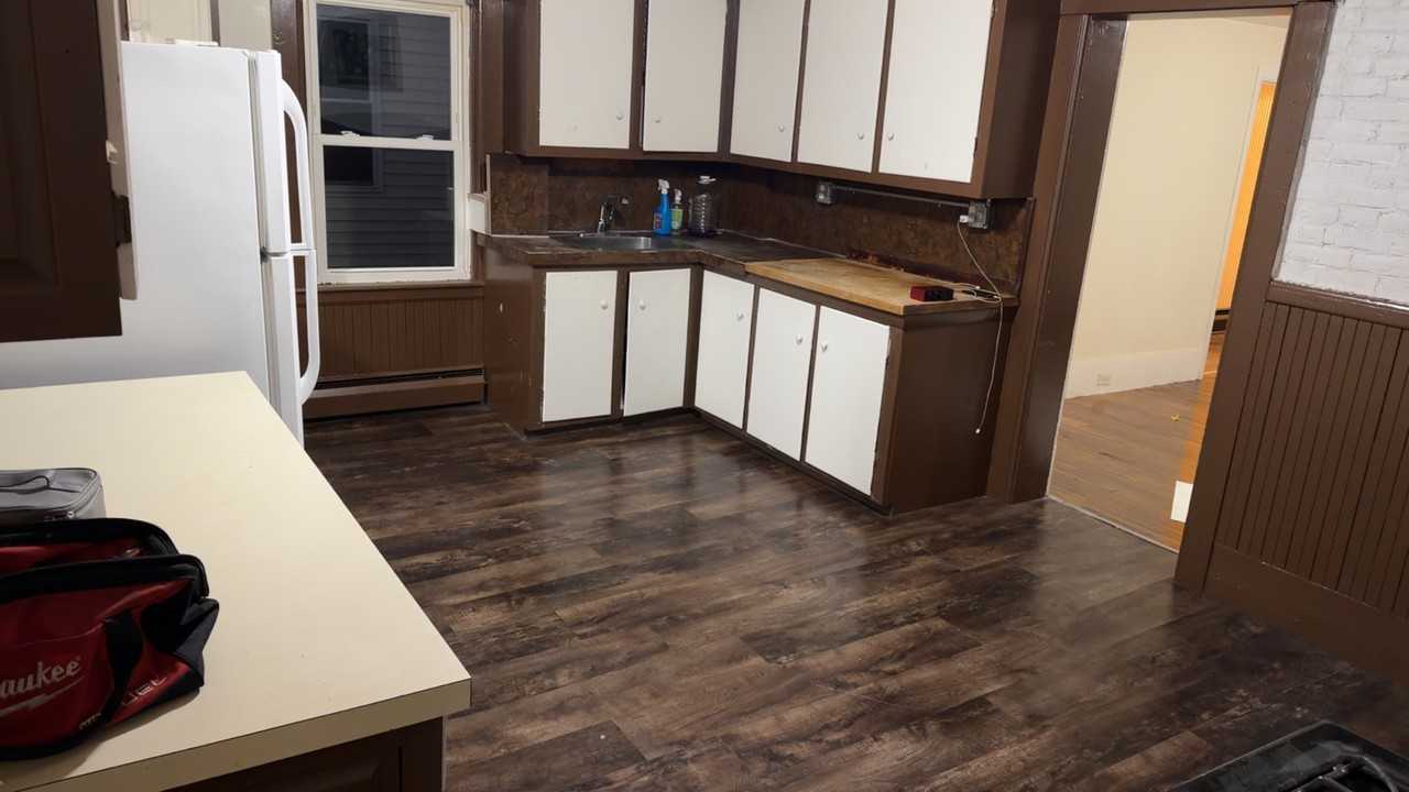 60 Grove St #2FAMILY - Photo 4 of 16