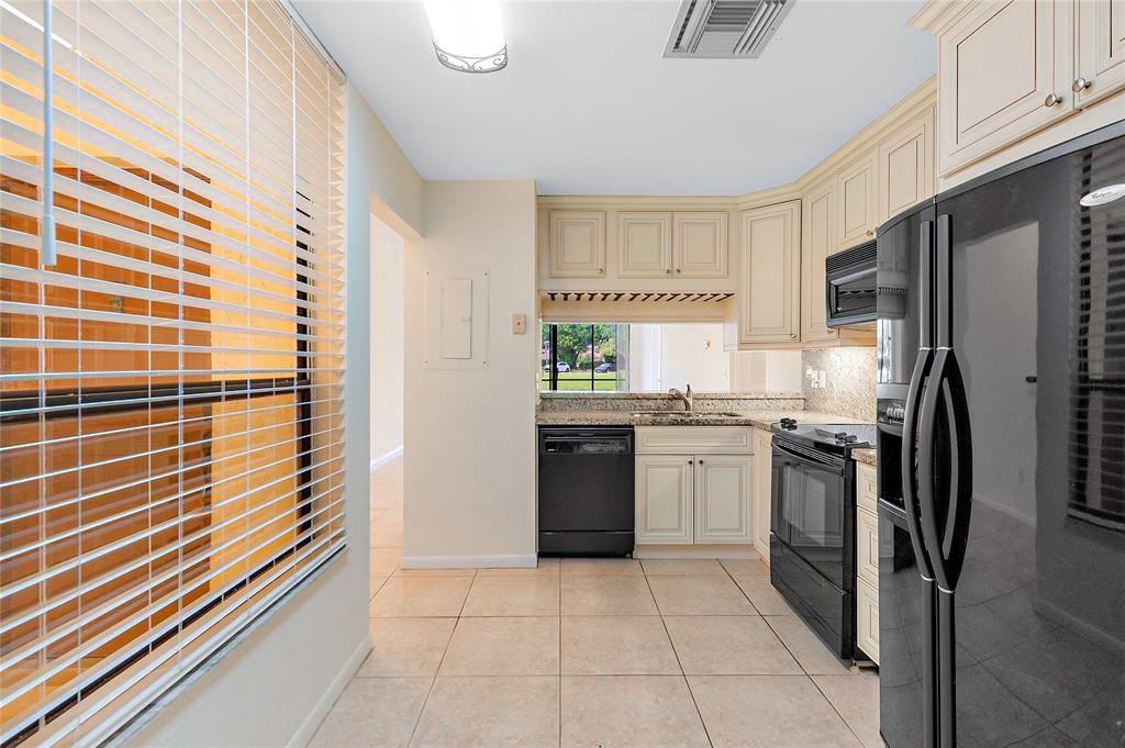 7535 La Paz Blvd #107 - Photo 4 of 42