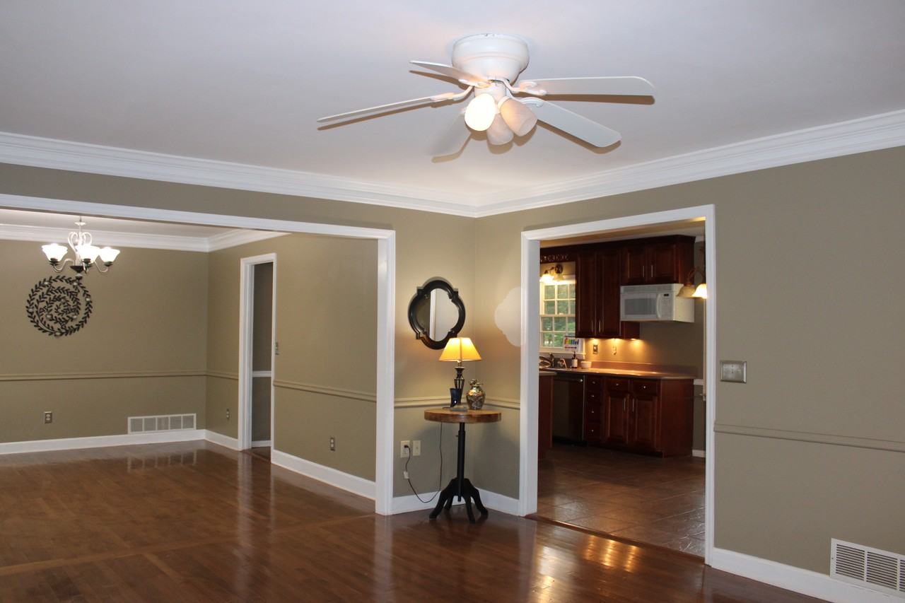 2164 Westbury Ct Sw #NA - Photo 4 of 11