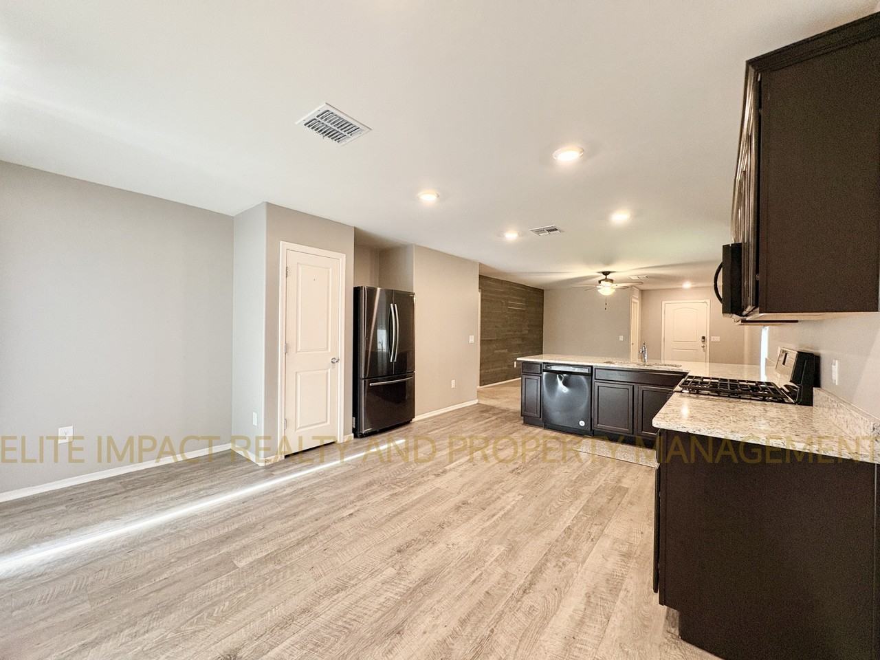 5992 S Antrim Loop #1 - Photo 6 of 23