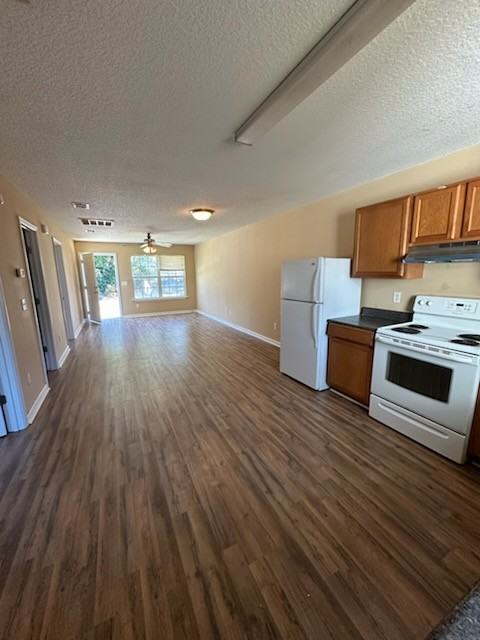 Izlar St #1 - Photo 3 of 8