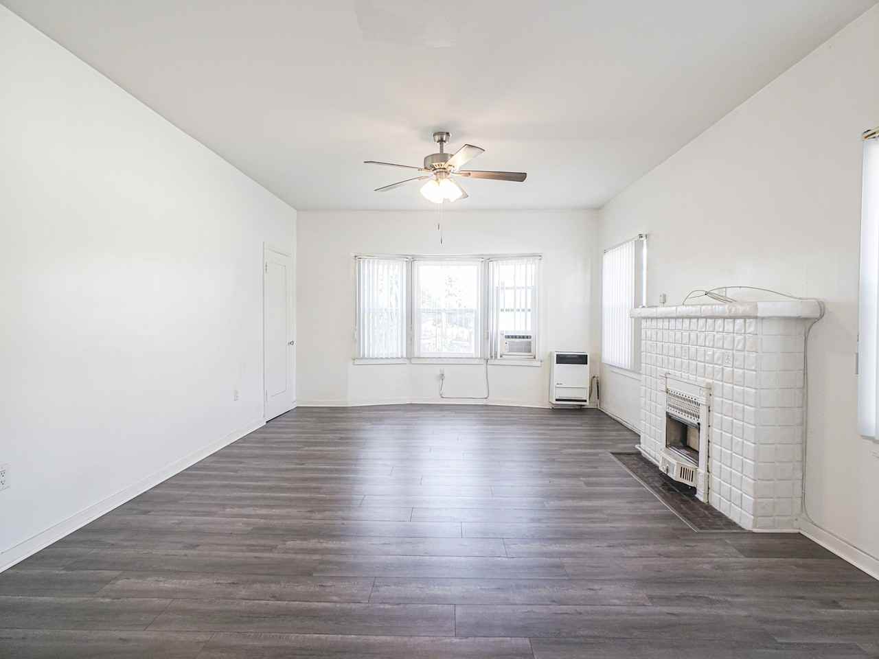 336 1/2 S Wilton Pl #336-1-2 - Photo 3 of 13