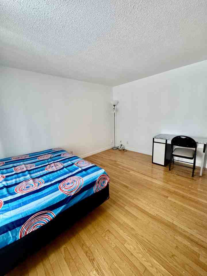 412 Rue Murphy #1 - Photo 5 of 19