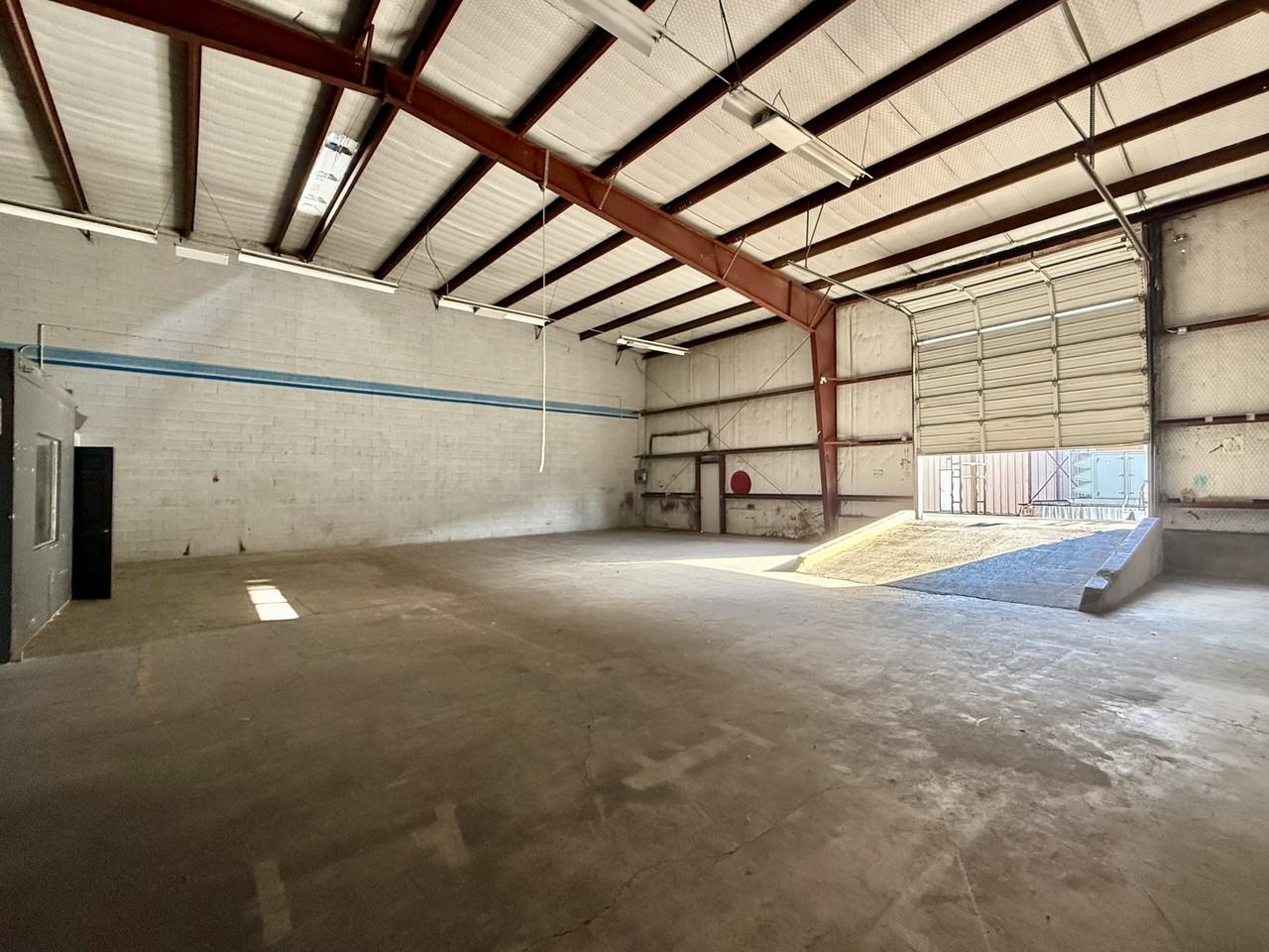 422 N 22nd St #C - Photo 6 of 16