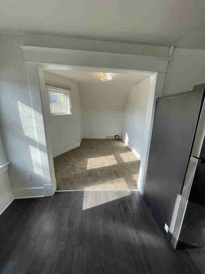 716 W Michigan Ave #3 - Photo 7 of 21