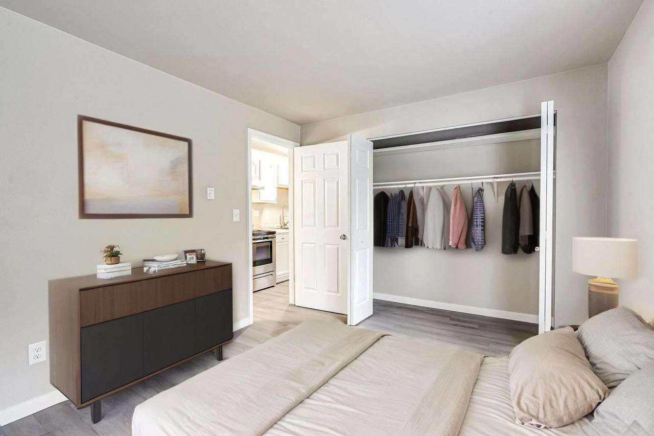 Lakeview Ridge - Photo 7 of 32