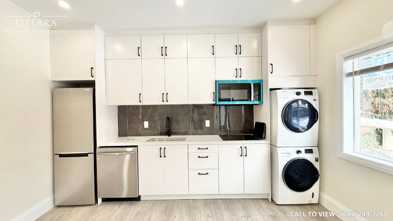 5-36 Paulart Dr, Etobicoke, Ontario M9B 3V7 - Photo 3 of 8