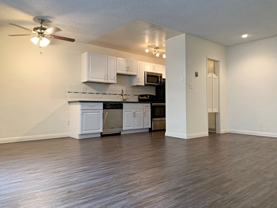 1847 Winona Blvd - Photo 1 of 1