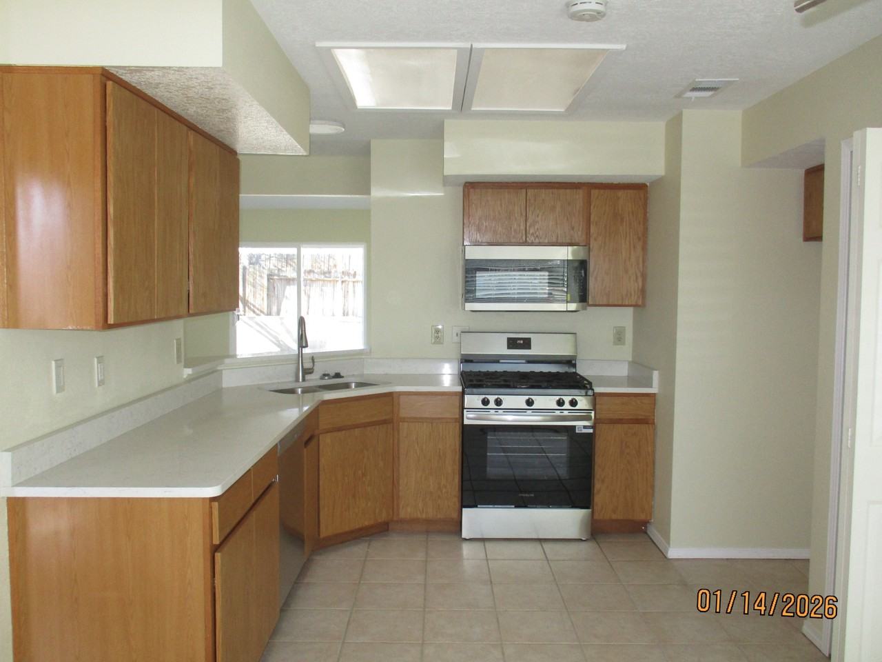 1409 Alder Dr Ne #1 - Photo 4 of 50