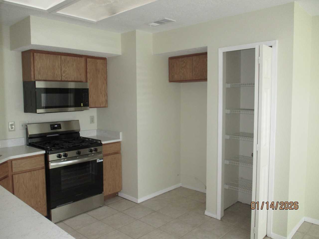 1409 Alder Dr Ne #1 - Photo 5 of 50