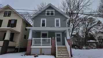 featured image of 422 Downing Pl #1