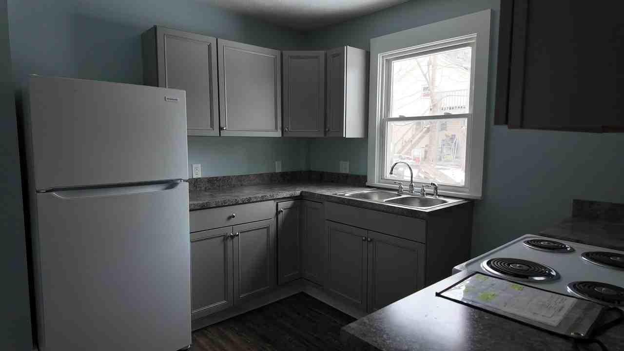 422 Downing Pl #1 - Photo 3 of 10