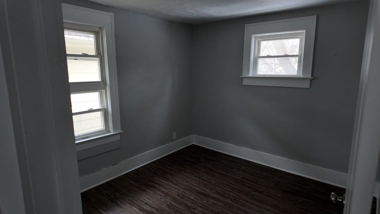 422 Downing Pl #1 - Photo 7 of 10