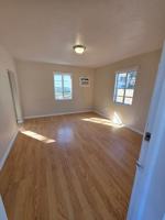 featured image of 1414 N Lake View Ave