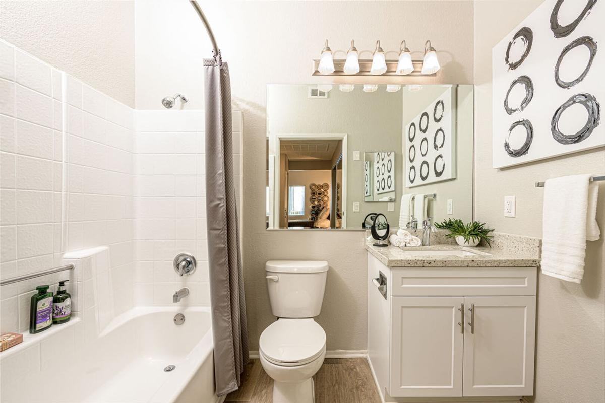14901 Newport Ave - Photo 6 of 23