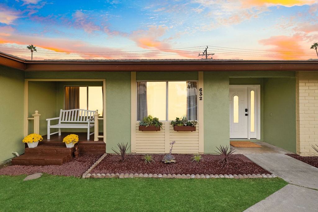 632 Kenoak Dr #1 - Photo 3 of 50