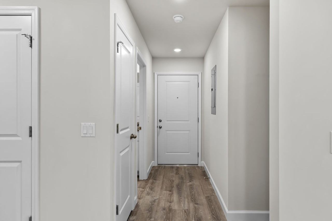 Sherman Square Apartments - Photo 5 of 50