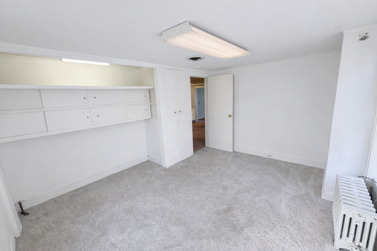 409 W State St #2 - Photo 7 of 11